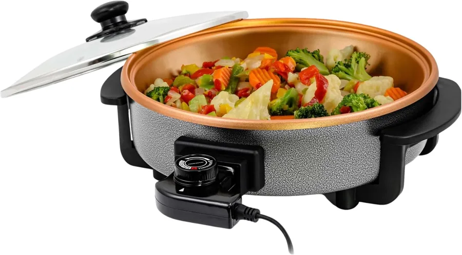 OVENTE Round Electric Skillet — light 2.1 kg (4.6 lb) pan for small meals