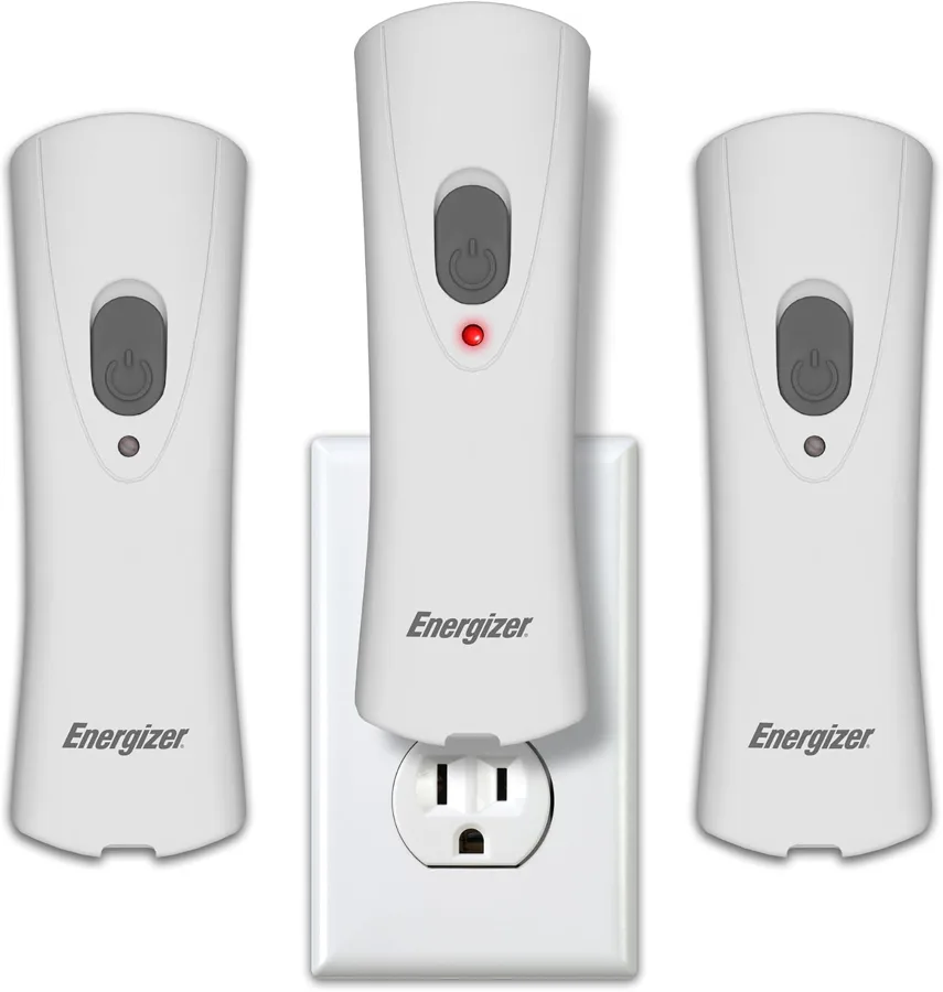 Energizer Auto — plug in light that switches on in a power cut